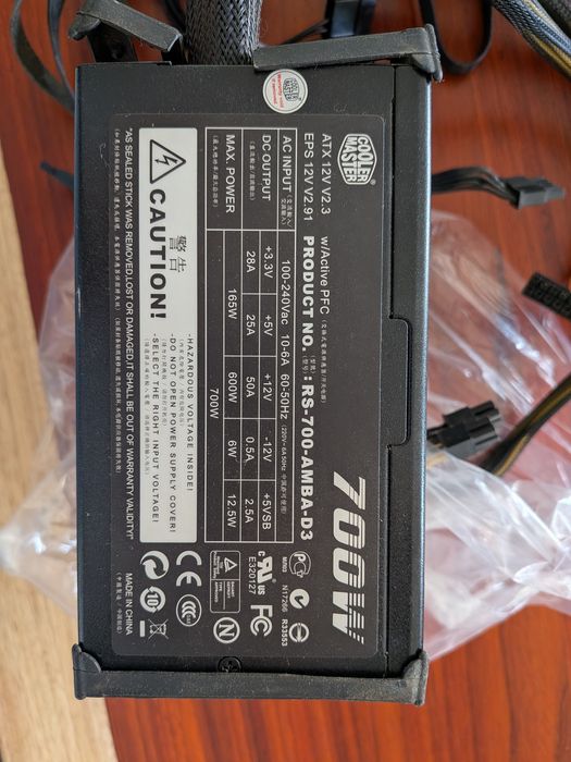 Fonte de alimentação 700w Cooler Master