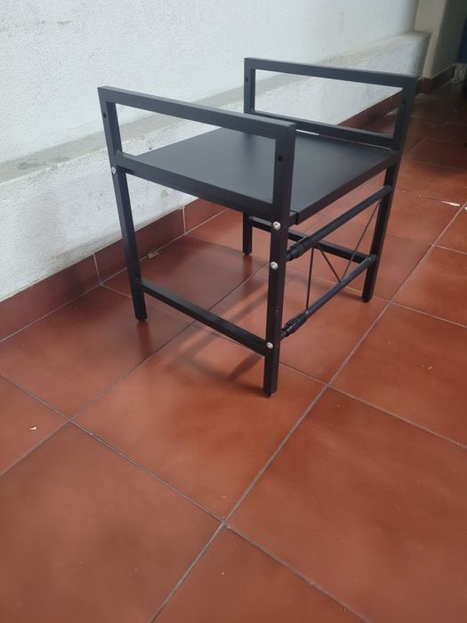 Suporte para microondas extensível