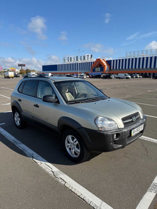 Hyundai tucson 2.0 автомат