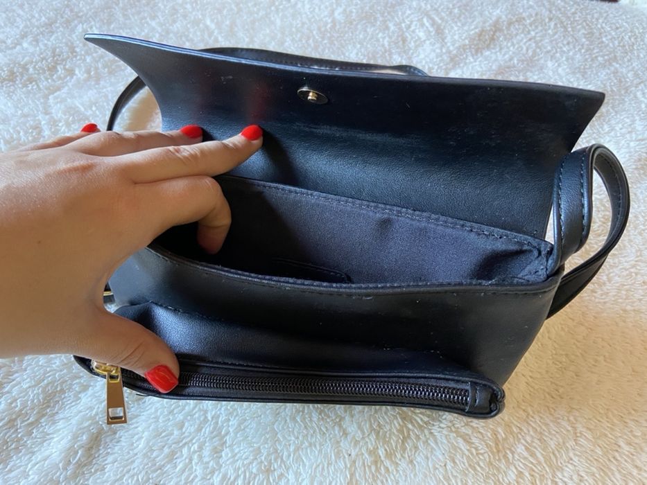 Bolsa pequena preta Parfois