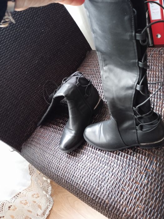 Botas cano alto em pele, de senhora n. 37