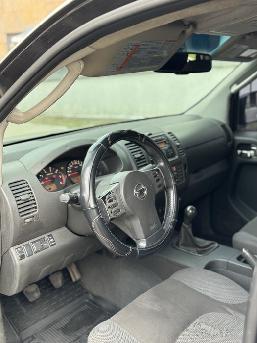 Продам Nissan NAVARA 2.5tdi 4x4 в Харькове!Левый руль Мех.