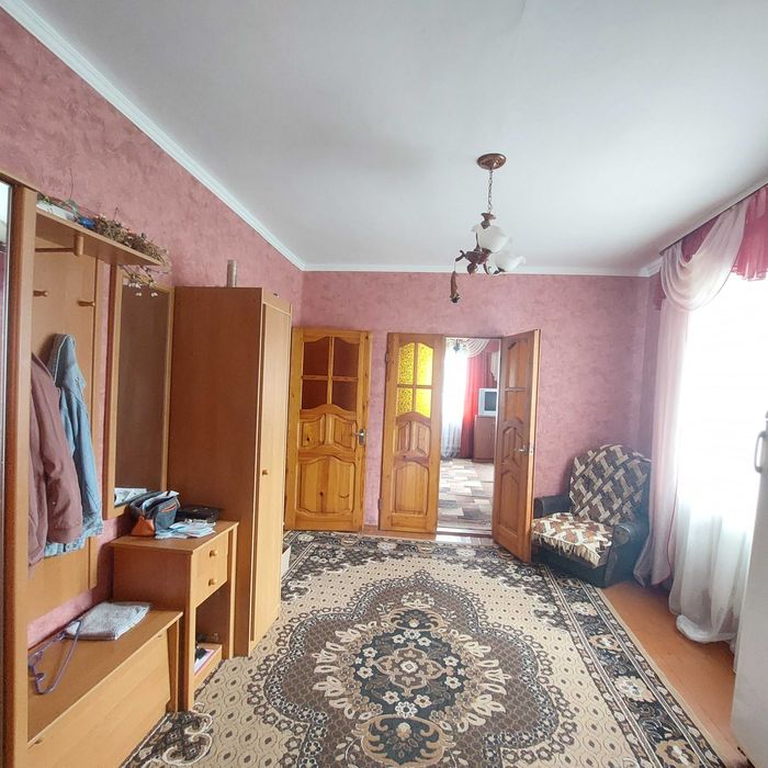 Продам гарний будинок