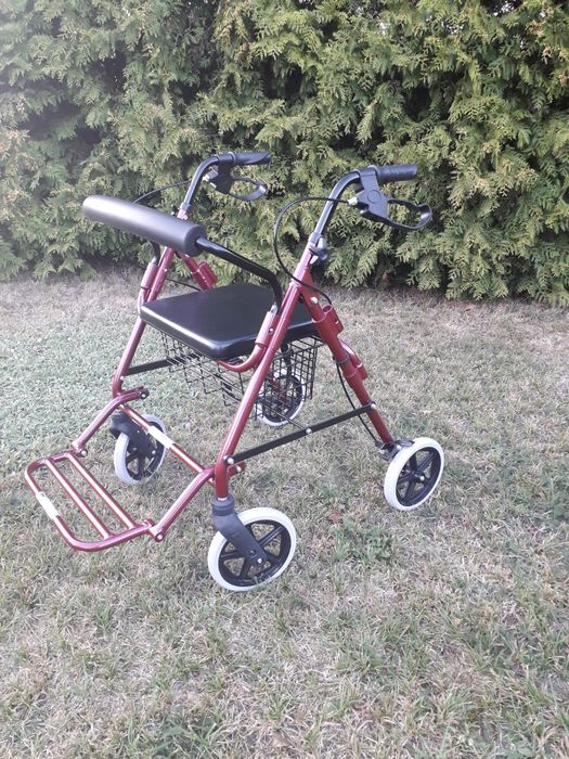 Chodzik / balkonik na kółkach rehabilitacyjny