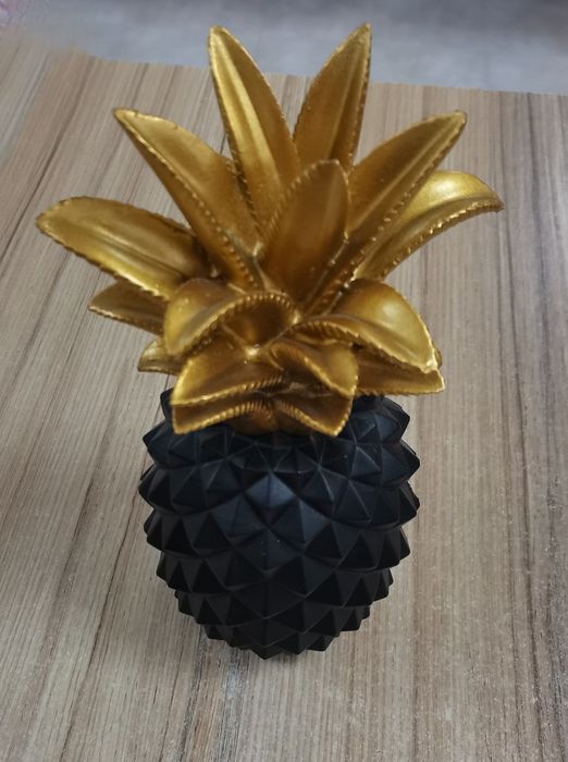 Ananás de decoração preta