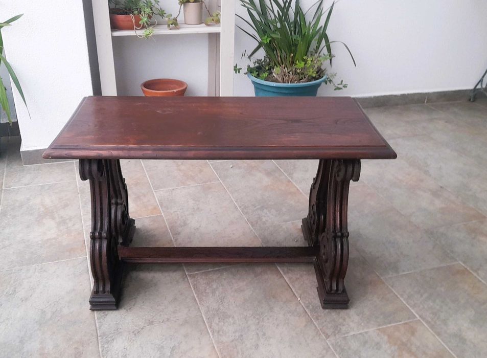 Mesa de centro sala em Carvalho