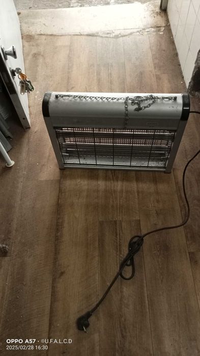 Mata moscas eléctrico