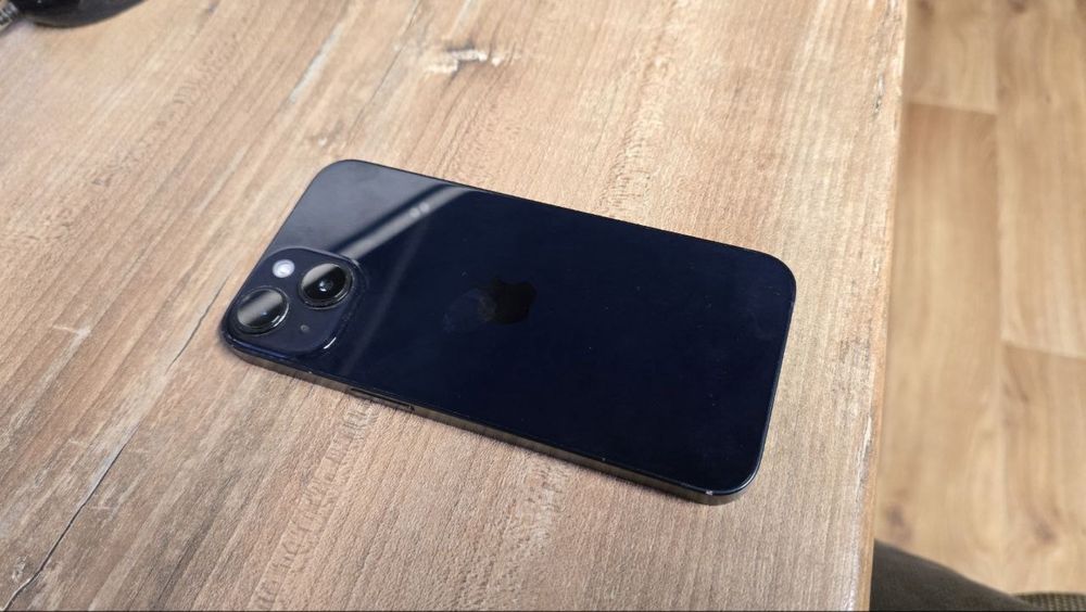 iPhone 14 • 128 ГБ