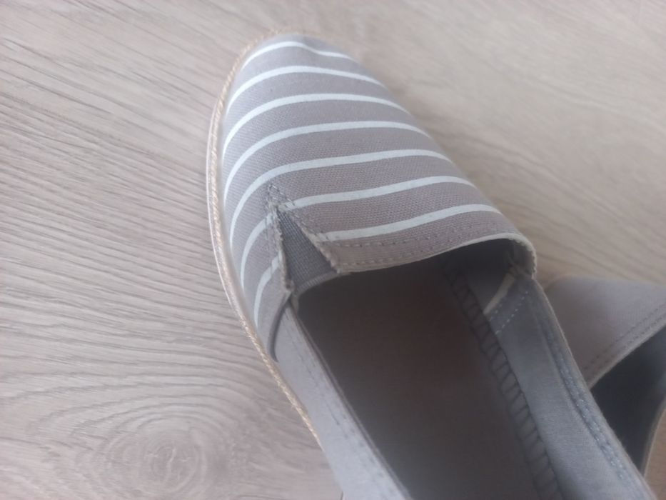 Buty damskie- Espadryle, baletki szare nowe r.38