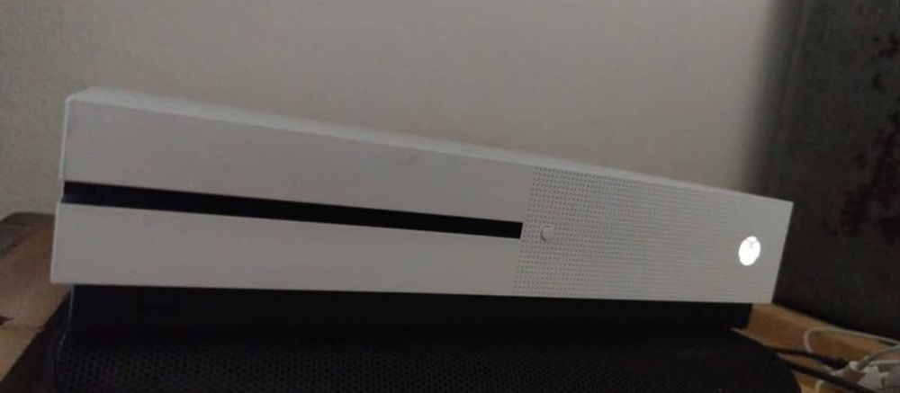 Troco Xbox One S 1TB