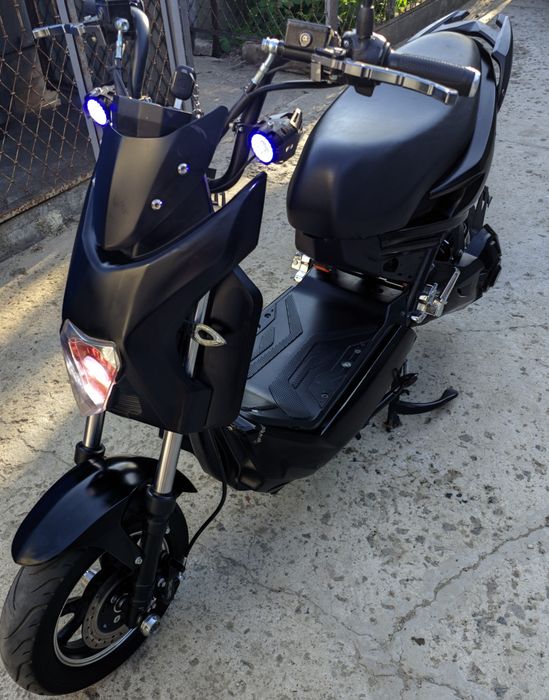 Срочно Електроскутер Maxxter 2000w aima, yadea