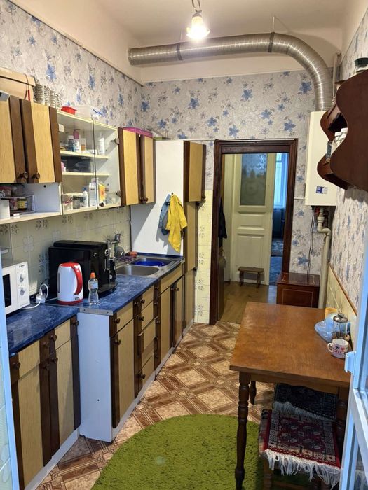 Продаж 2к квартири вул. Б. Хмельницького