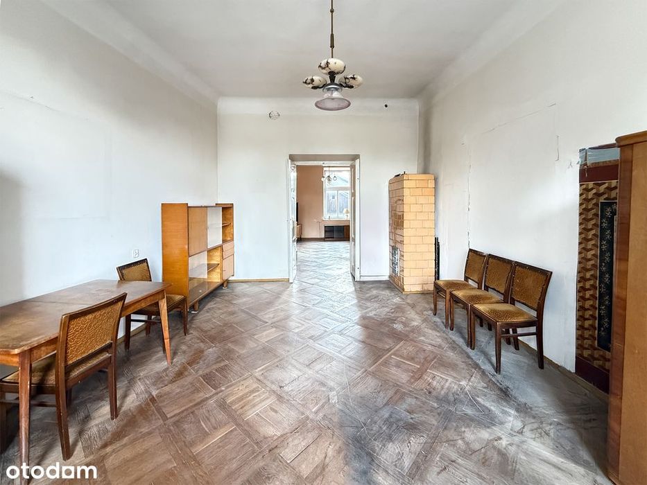 Mieszkanie do remontu w kamienicy w centrum, Radom