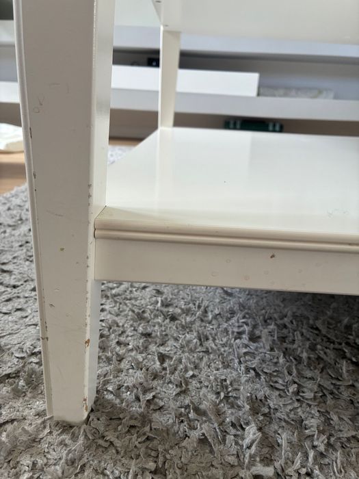 Stolik kawowy z szybą, biały drewniany Ikea liatorp