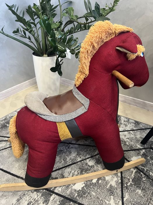 Коник-гойдалка..