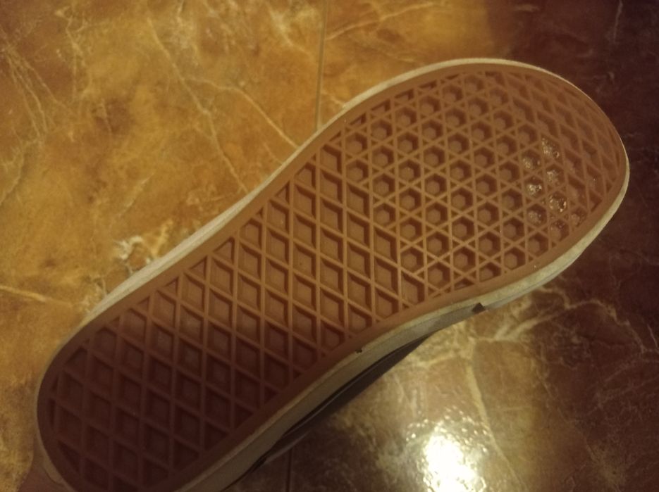 Vendo Vans filmore semi novas para estrear