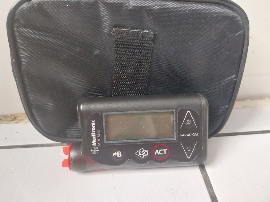 Medtronic MiniMed 754 Veo Pompa insulinowa