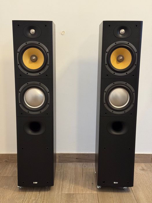 Colunas B&W DM603 S3 (Bowers & Wilkins)