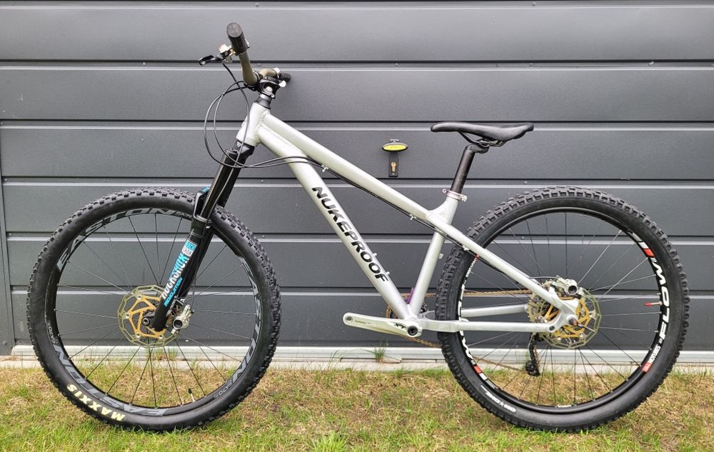 Rower Nukeproof Scout 27.5 mtb dh fr ns dirt