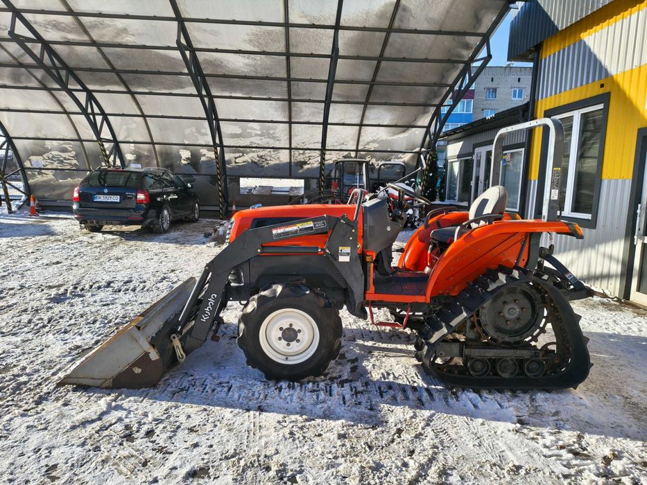 Японський мінітрактор Кубота Kubota Kl 25   з фронт. нав.