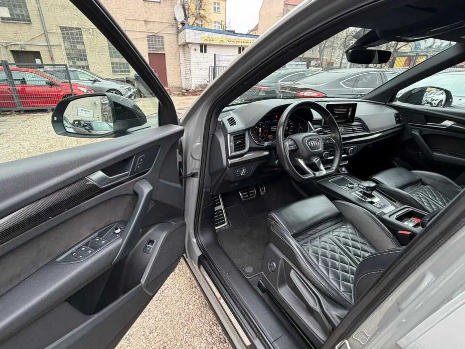 Audi Q5 S-Line 2.0 TDI