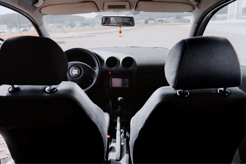 Seat Ibiza 6L PD130 Livrete 5 lugares Preço negociável