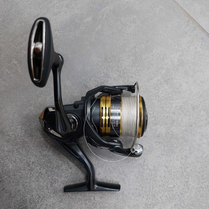 Kołowrotek shimano sahara 3000