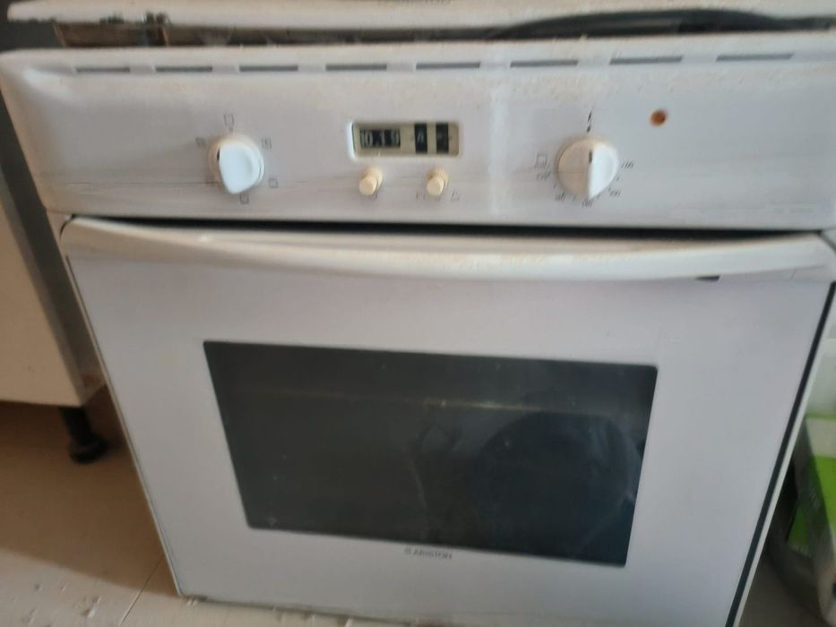 Placa e forno Ariston