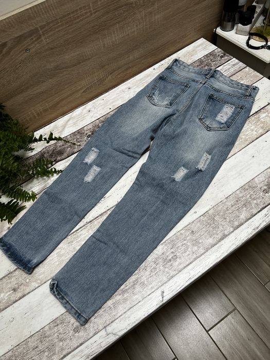 Spodnie, jesns, dzinsy, z przetarciami, wysoki stan, rozmiar M