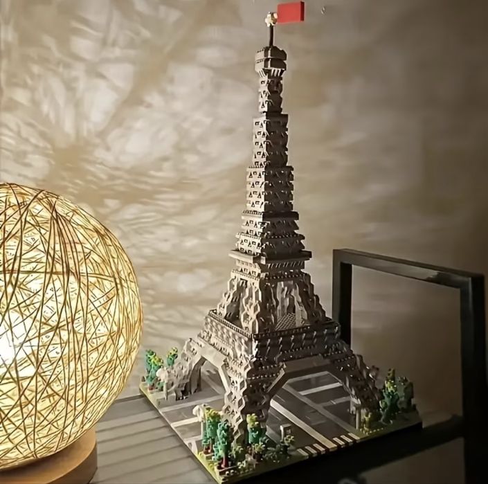 Klocki wieża Eiffla typu Lego