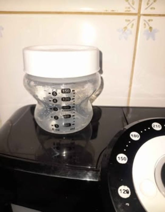 Tommee Tippee Máquina para Preparação de Biberons Perfect Prep