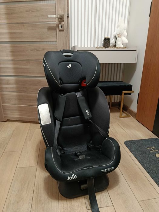 Fotelik samochodowy ISOFIX Joie every 0-36kg