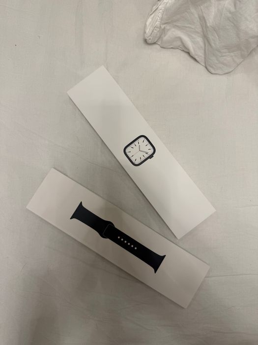 Продам Apple Watch Series 7