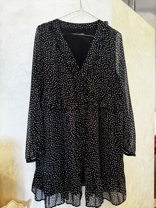 Легка сукня Zara, розмір L