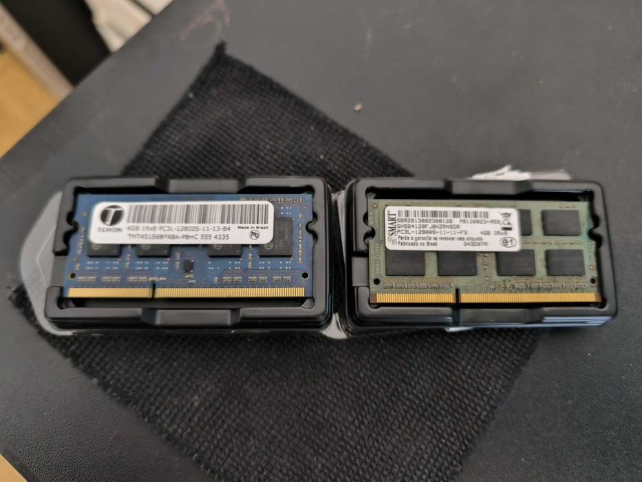 2 módulos de memória SODIMM DDR3L 4GB 1600MHz = 8GB