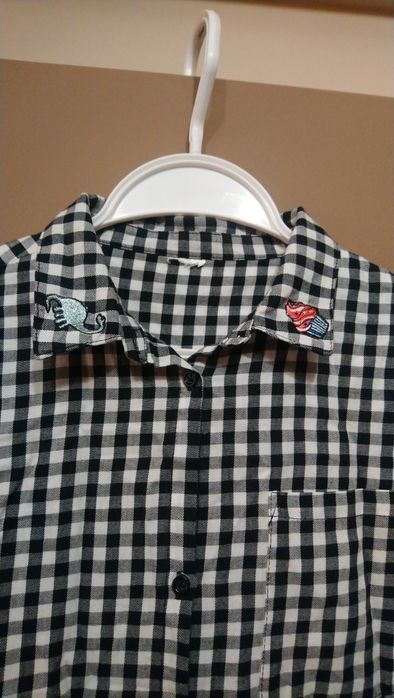 Koszula w krate z aplikacją