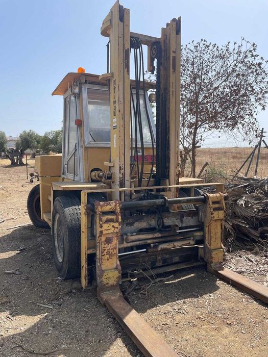 Empilhador Komatsu