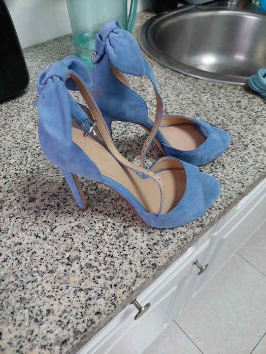 Sandalias guess 35