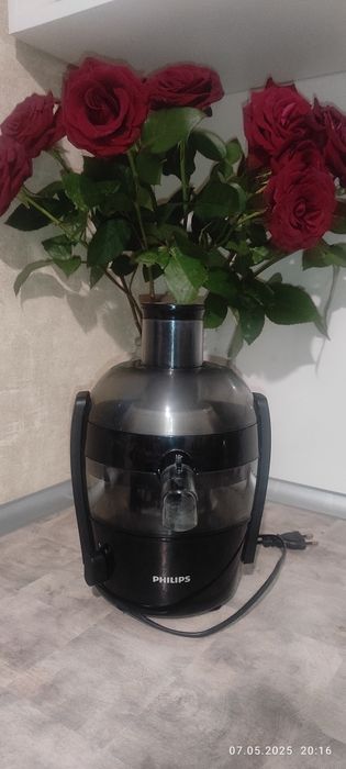 Соковыжималка PHILIPS