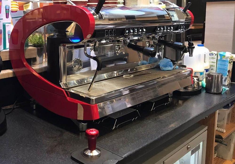 Ekspres kolbowy Nuova Simonelli Aurelia Wave II – PROFESJONALNE,
