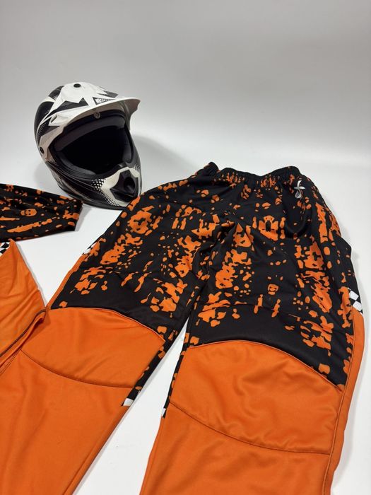 Quad, Kros. Sprzedam  kask i strój.