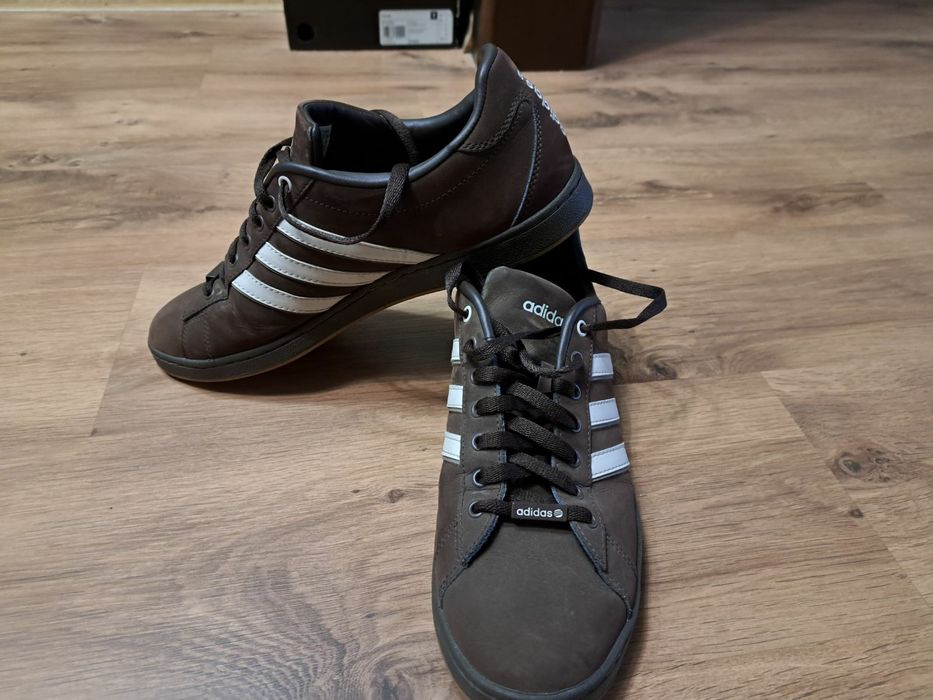 Продам кроссовки Adidas