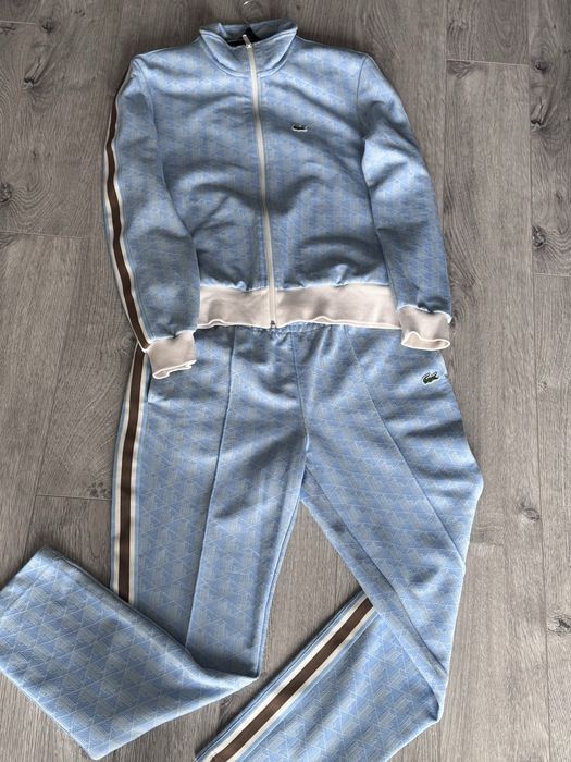 Продам костюми Оригінал