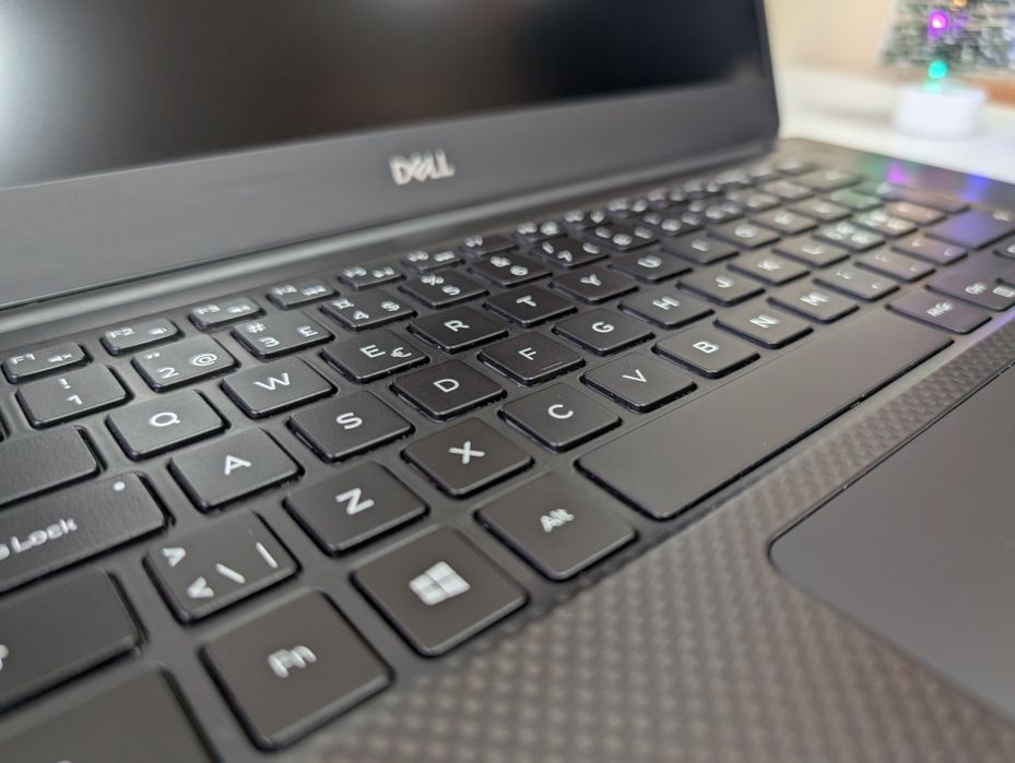 Nvidia T2000 4GB/Ноутбук Dell Precision 5540/i9-9880H/32/Ssd1Tb/FHD/15