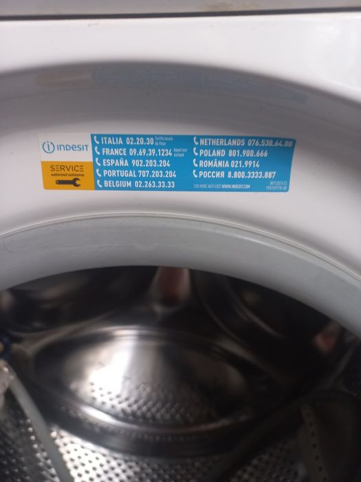 Продам стиральну машыну INDESIT