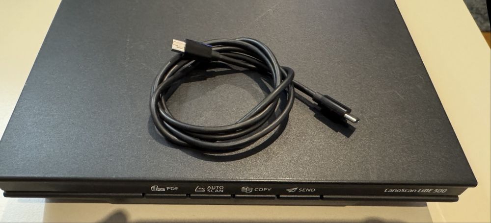 Skaner Canon CanoScan LiDe 300 EMEA