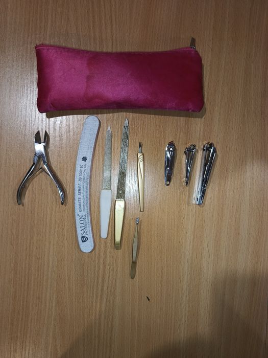 Все для манікюру чи педикюру