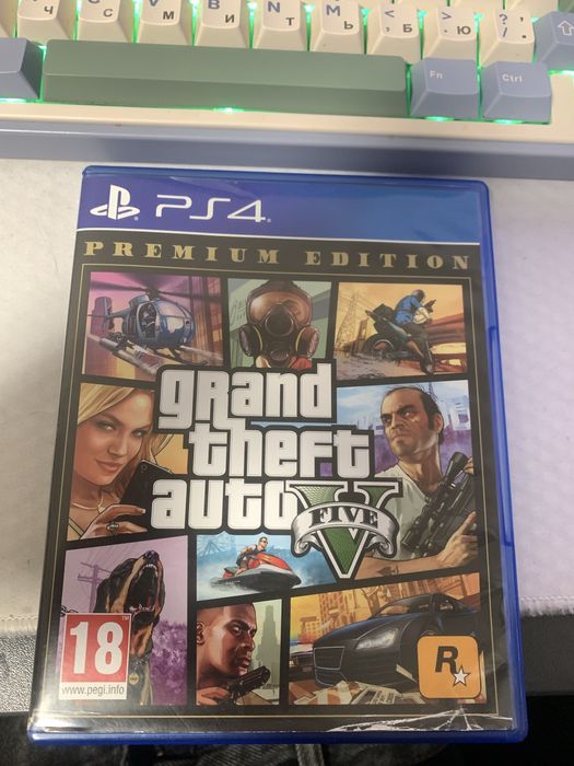 Диск Grand Theft Auto 5 Premium edition пс4