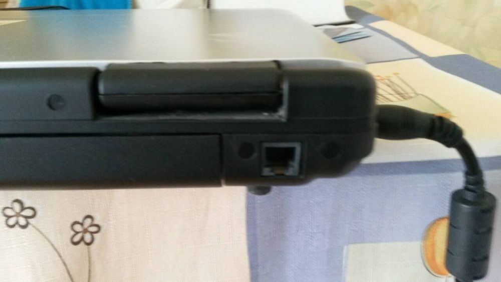 17 " Fujitsu-Siemens.