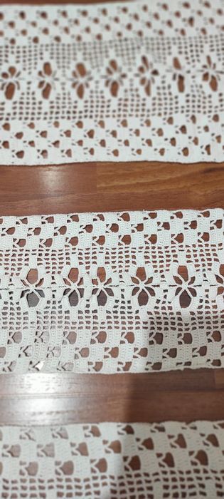 Conjunto de 3 naperons em renda, feitos à mão